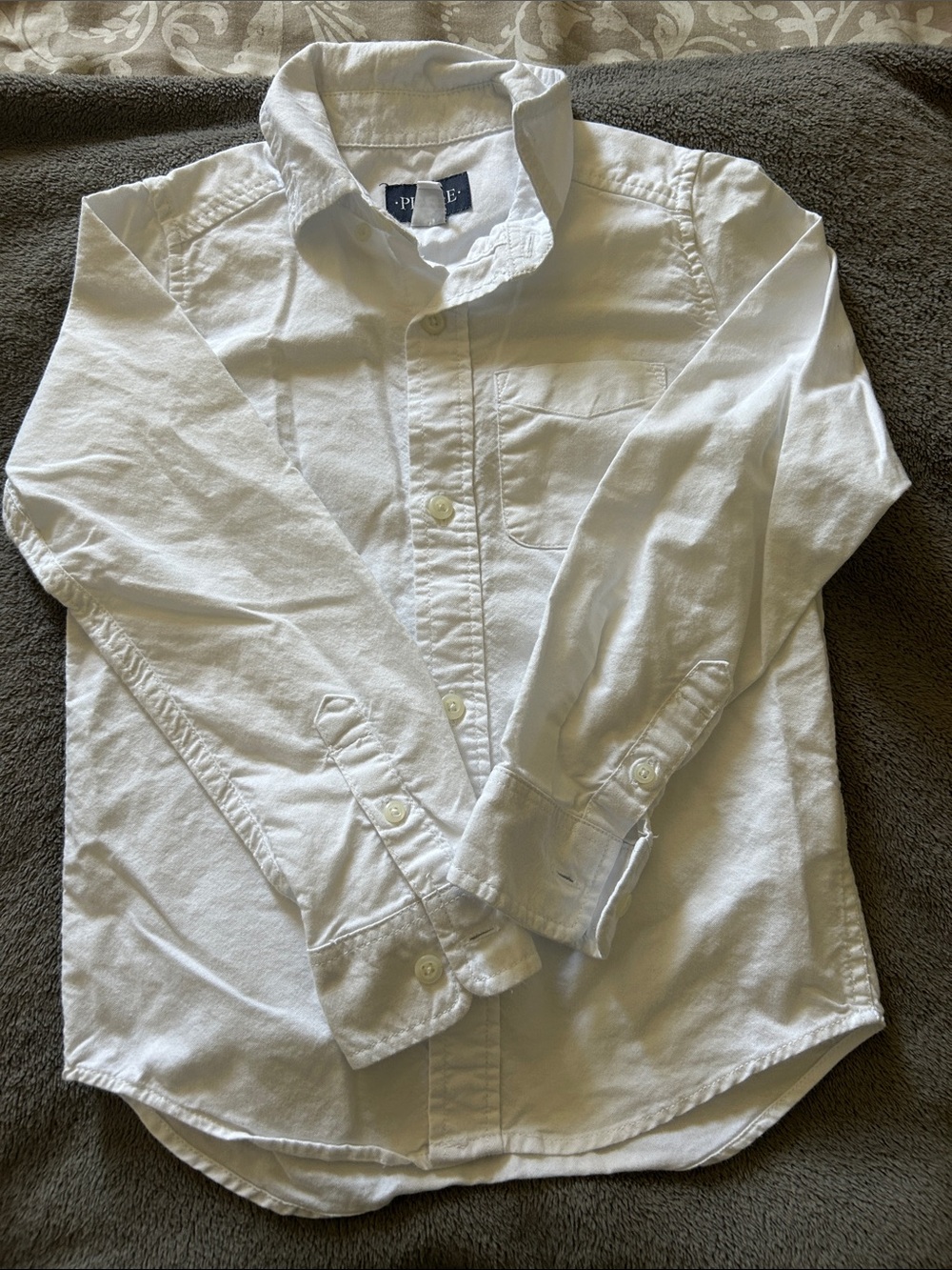 4-5T Pure White Long-Sleeve Button-Up Shirt . Children’s Place